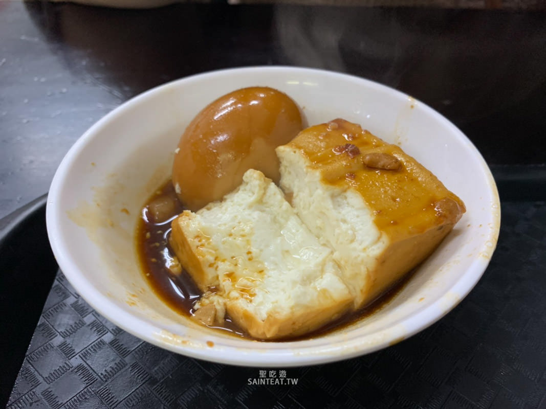 今大滷肉飯》台北魯肉飯|三重滷肉飯雙璧,號稱神級必吃的滷肉飯 - 第16張圖 今大滷肉飯》台北魯肉飯|三重滷肉飯雙璧,號稱神級必吃的滷肉飯