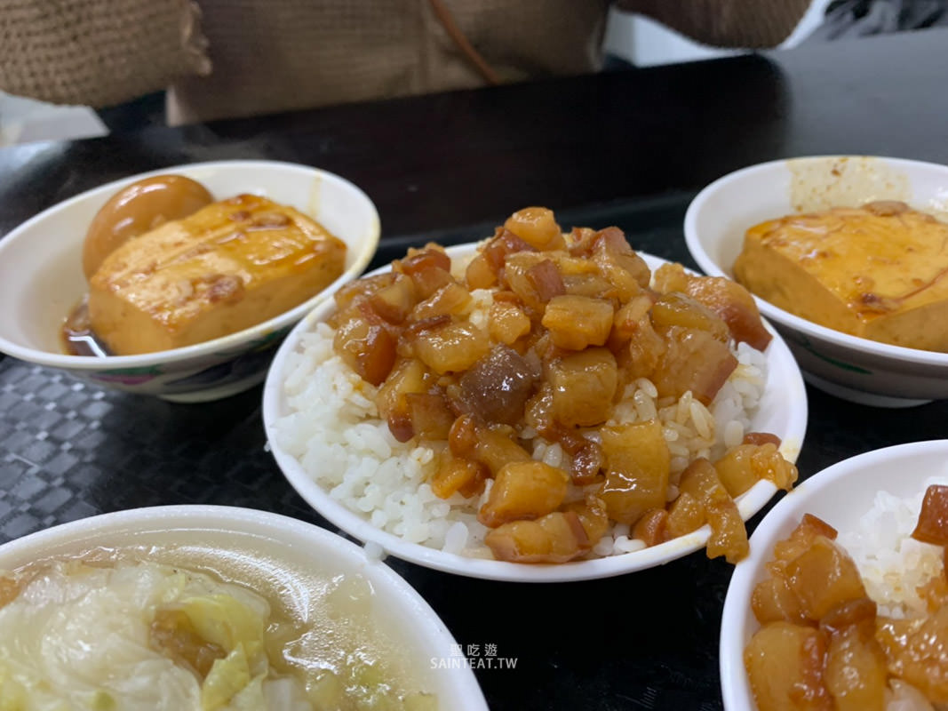 今大滷肉飯》台北魯肉飯|三重滷肉飯雙璧,號稱神級必吃的滷肉飯 - 第12張圖 今大滷肉飯》台北魯肉飯|三重滷肉飯雙璧,號稱神級必吃的滷肉飯