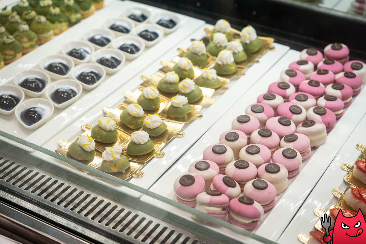 台北吃到飽推薦》六福萬怡敘日全日餐廳｜生蠔生食級干貝跟烤大蝦爽吃3.5小時，毀譽參半的評價居然很好吃！