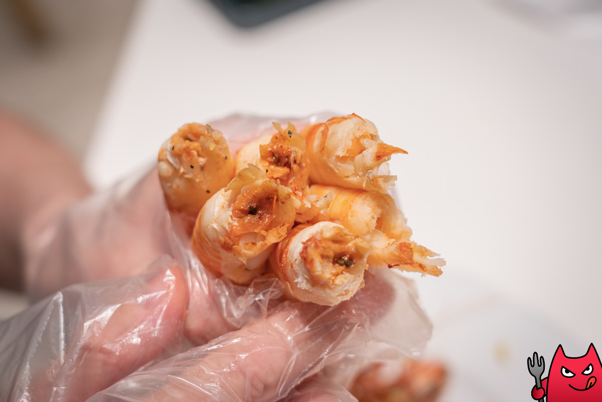 台北吃到飽推薦》六福萬怡敘日全日餐廳｜生蠔生食級干貝跟烤大蝦爽吃3.5小時，毀譽參半的評價居然很好吃！