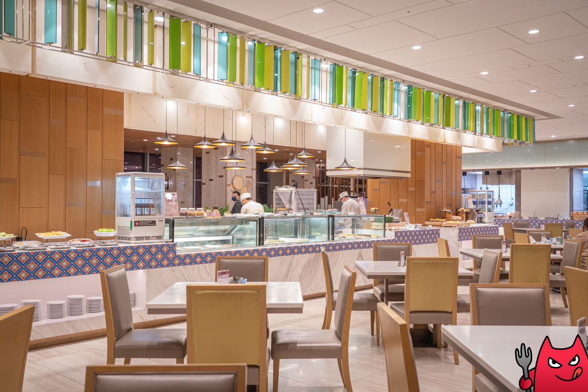 台北吃到飽推薦》六福萬怡敘日全日餐廳｜生蠔生食級干貝跟烤大蝦爽吃3.5小時，毀譽參半的評價居然很好吃！