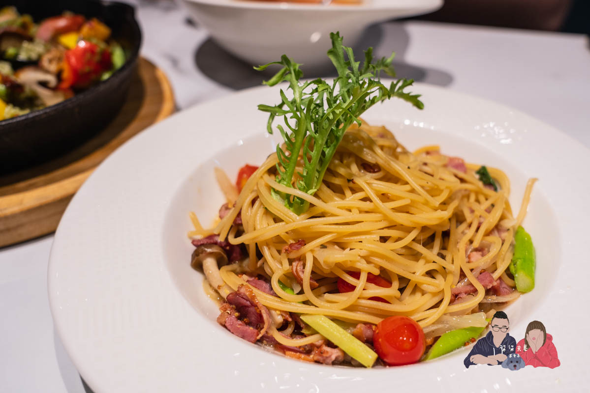 南港CITYLINK莫凡彼餐廳》買優惠餐券吃套餐，居然意外的好吃！