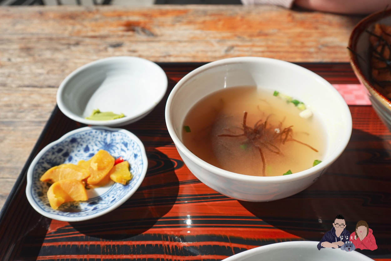 古宇利島海膽飯》しらさ食堂海膽蓋飯超好吃又划算,海膽新鮮,醋飯超級厲害! - 第19張圖 古宇利島海膽飯-shirasa食堂 (15)