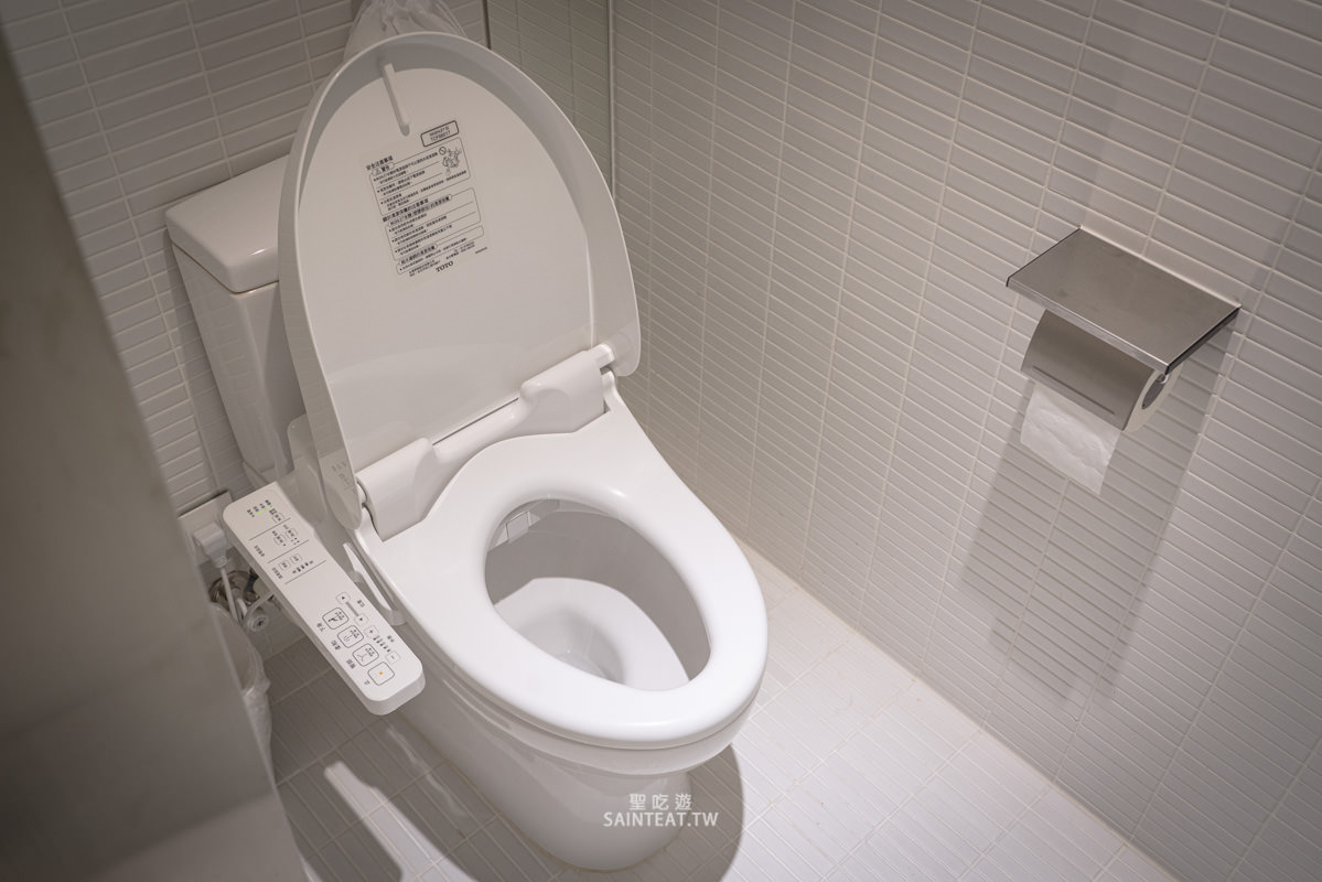 台中大毅老爺行旅》在美術館旁住宿，早餐不錯、平價整潔又停車方便的飯店