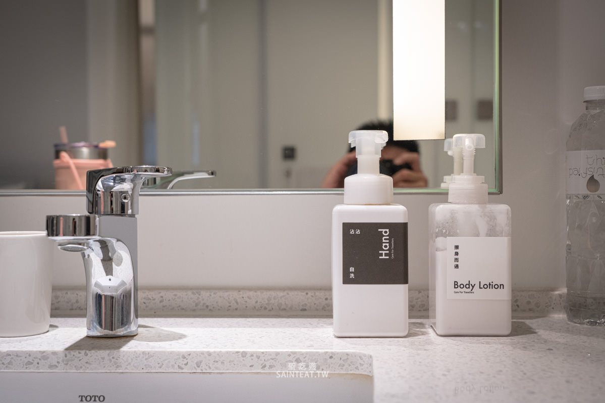 台中大毅老爺行旅》在美術館旁住宿，早餐不錯、平價整潔又停車方便的飯店