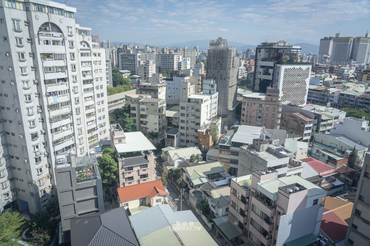 台中大毅老爺行旅》在美術館旁住宿，早餐不錯、平價整潔又停車方便的飯店