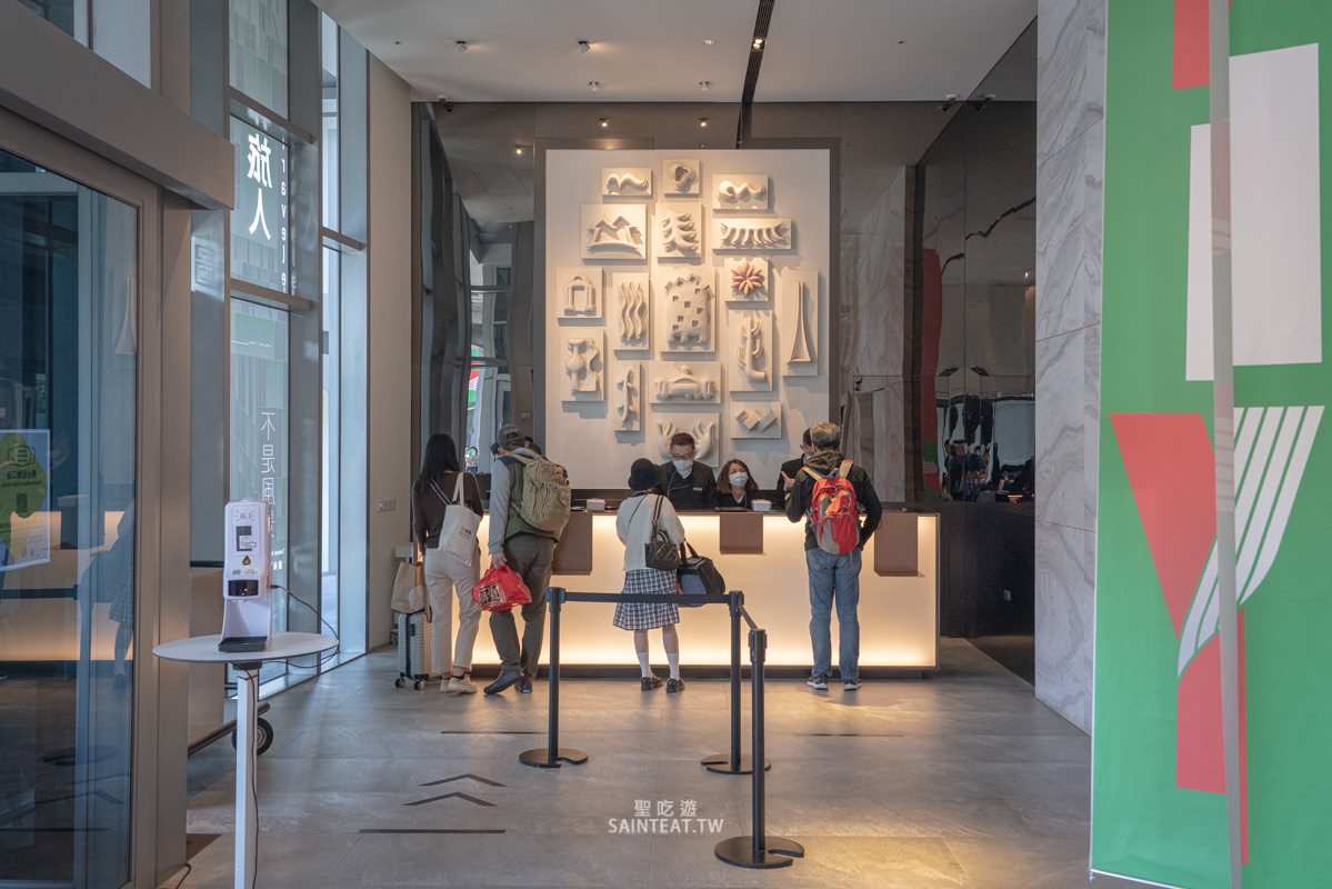 台中大毅老爺行旅》在美術館旁住宿，早餐不錯、平價整潔又停車方便的飯店