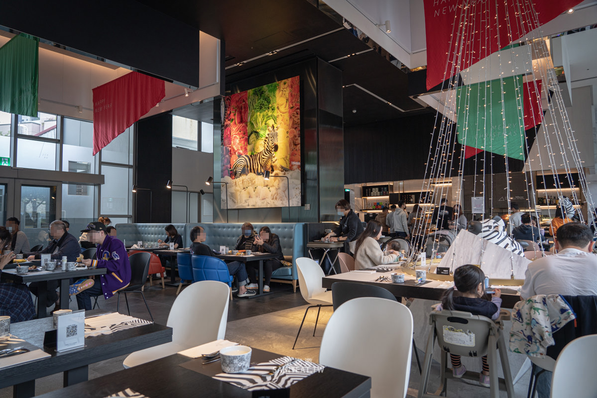 台中大毅老爺行旅》在美術館旁住宿，早餐不錯、平價整潔又停車方便的飯店