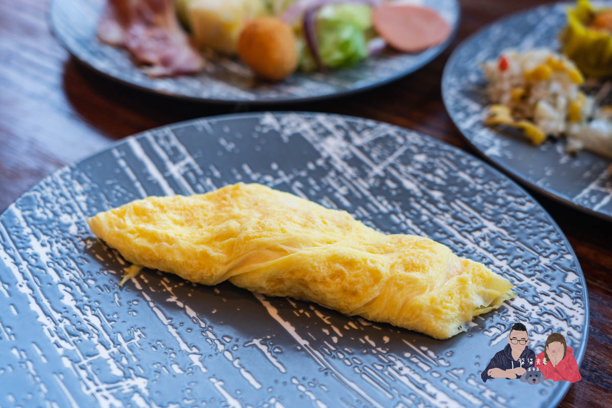 台中萬楓酒店》商務客／開車族住宿首選！餐點好吃、房間寬敞，逛逢甲也相當便利！ft.Fairfield by Marriott Taichung