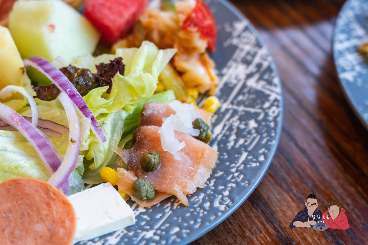 台中萬楓酒店》商務客／開車族住宿首選！餐點好吃、房間寬敞，逛逢甲也相當便利！ft.Fairfield by Marriott Taichung