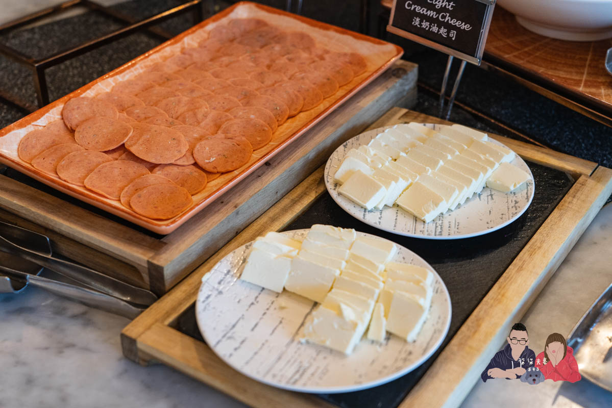 台中萬楓酒店》商務客／開車族住宿首選！餐點好吃、房間寬敞，逛逢甲也相當便利！ft.Fairfield by Marriott Taichung