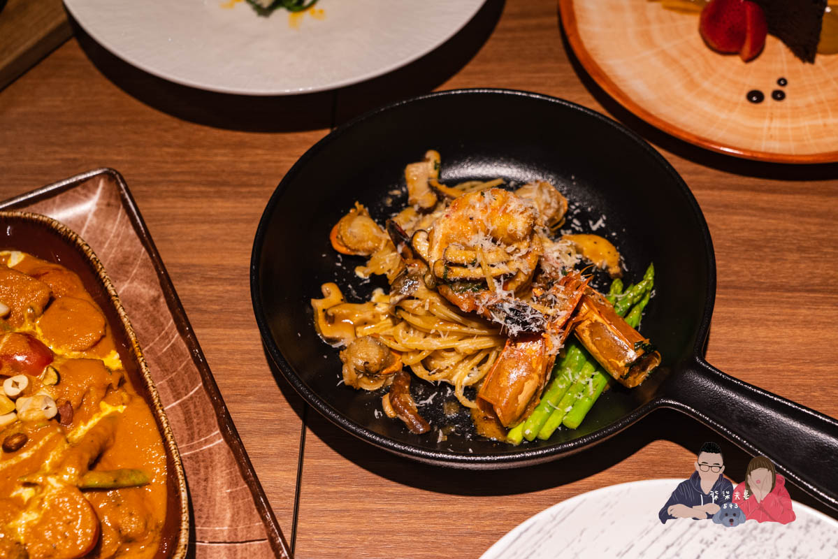 台中萬楓酒店楓橋餐廳虎蝦羅勒蟹肉汁麵