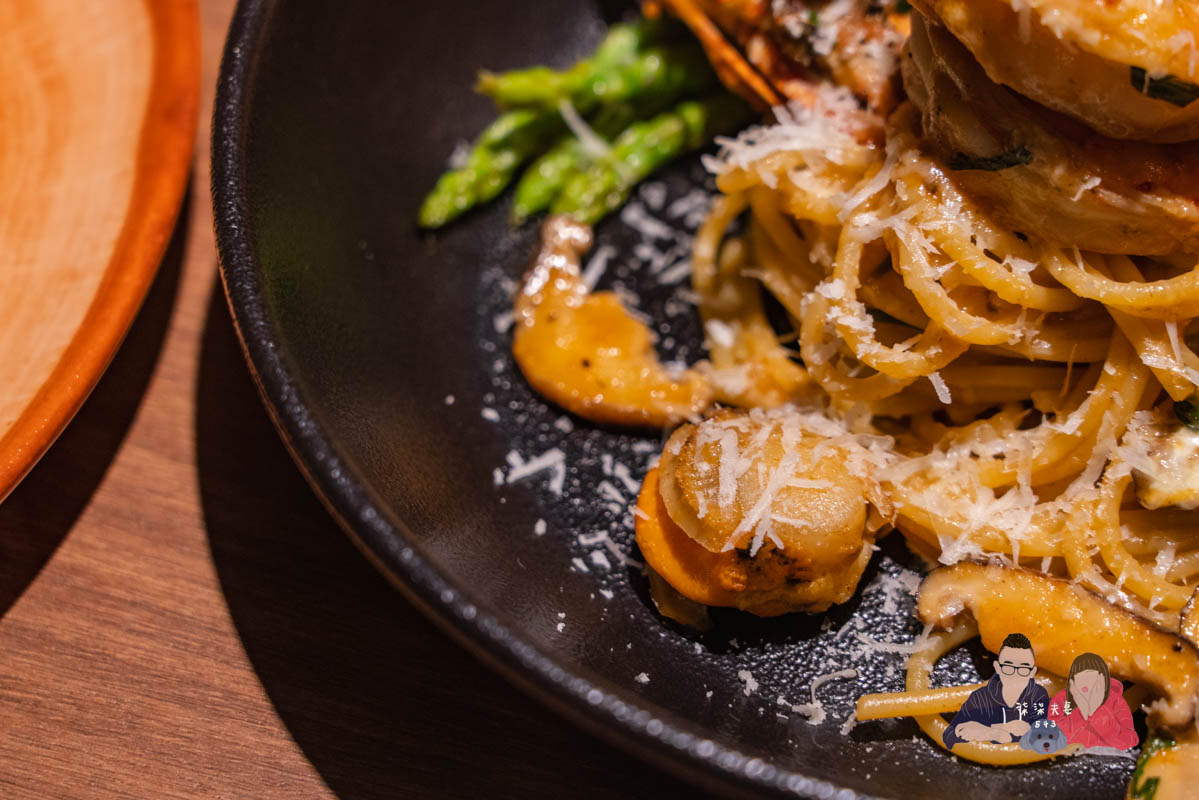 台中萬楓酒店楓橋餐廳虎蝦羅勒蟹肉汁麵-2