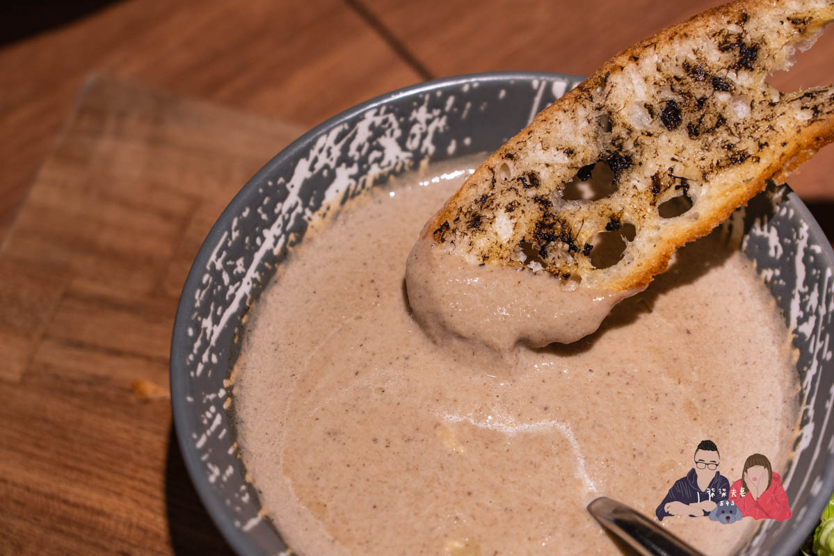 台中萬楓酒店楓橋餐廳松露油鵪鶉蛋野菇湯3