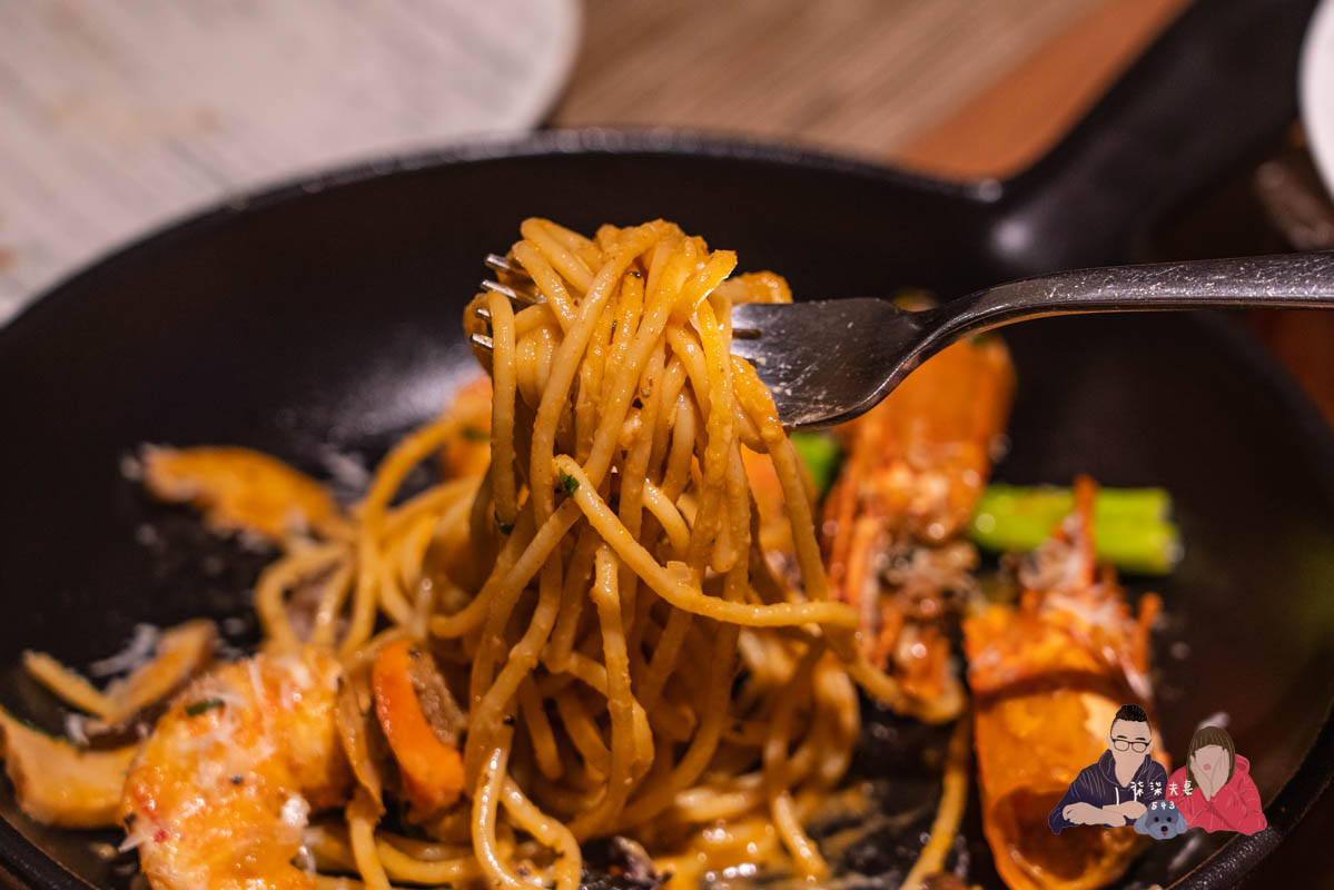 台中萬楓酒店楓橋餐廳虎蝦羅勒蟹肉汁麵-5
