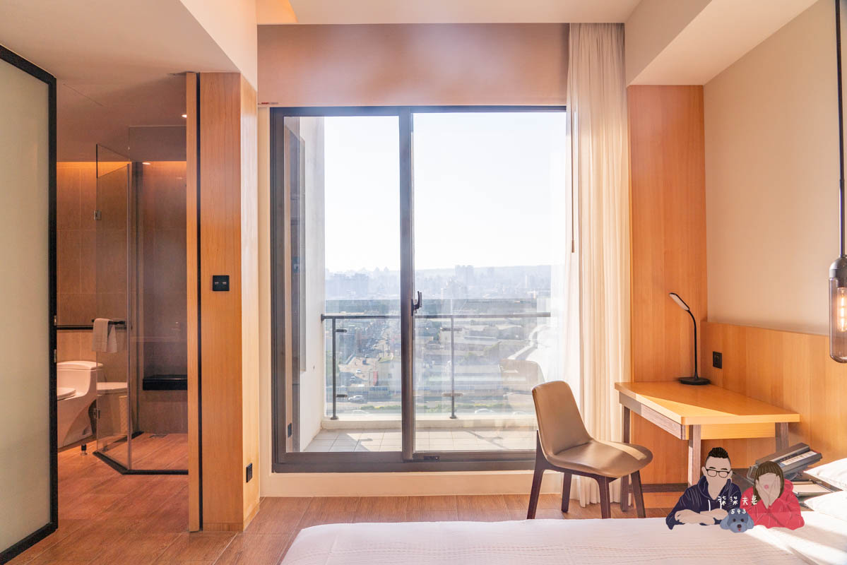 台中萬楓酒店》商務客／開車族住宿首選！餐點好吃、房間寬敞，逛逢甲也相當便利！ft.Fairfield by Marriott Taichung