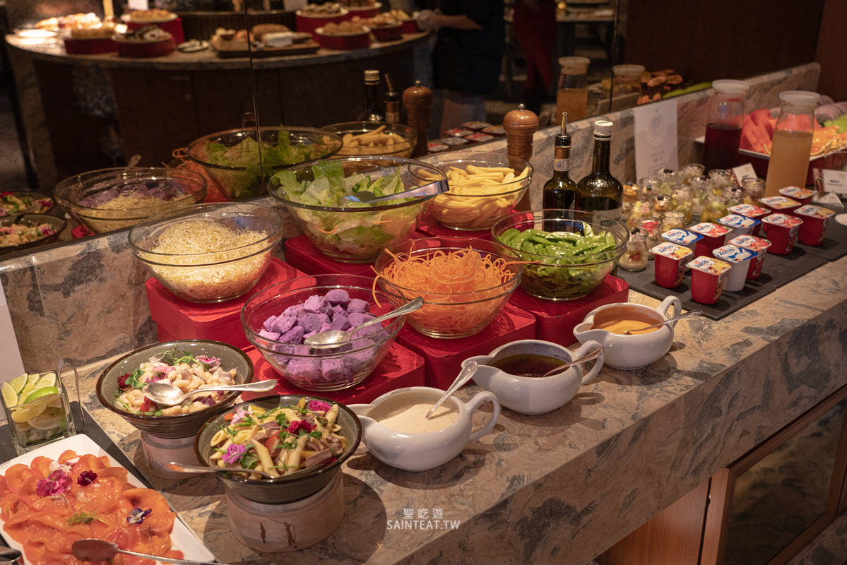 台北遠東香格里拉豪華閣》有101陪伴的Happy Hour跟早餐,光這個景就值得了! - 第30張圖 台北遠東香格里拉豪華閣》有101陪伴的Happy Hour跟早餐,光這個景就值得了!