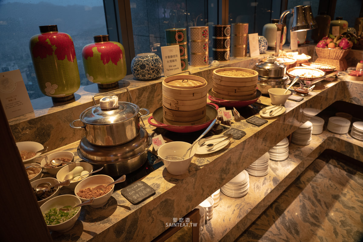 台北遠東香格里拉豪華閣》有101陪伴的Happy Hour跟早餐,光這個景就值得了! - 第24張圖 台北遠東香格里拉豪華閣》有101陪伴的Happy Hour跟早餐,光這個景就值得了!