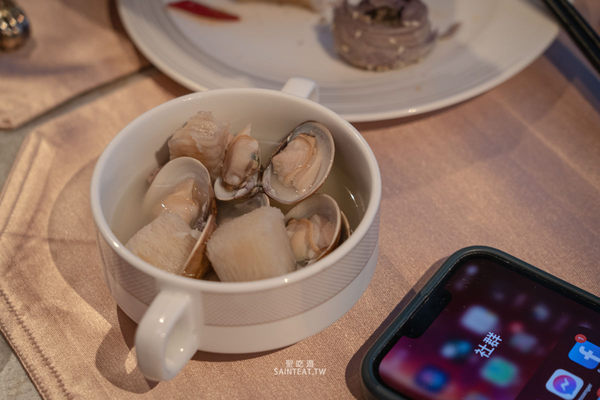 台北遠東香格里拉豪華閣》有101陪伴的Happy Hour跟早餐,光這個景就值得了! - 第36張圖 台北遠東香格里拉豪華閣》有101陪伴的Happy Hour跟早餐,光這個景就值得了!