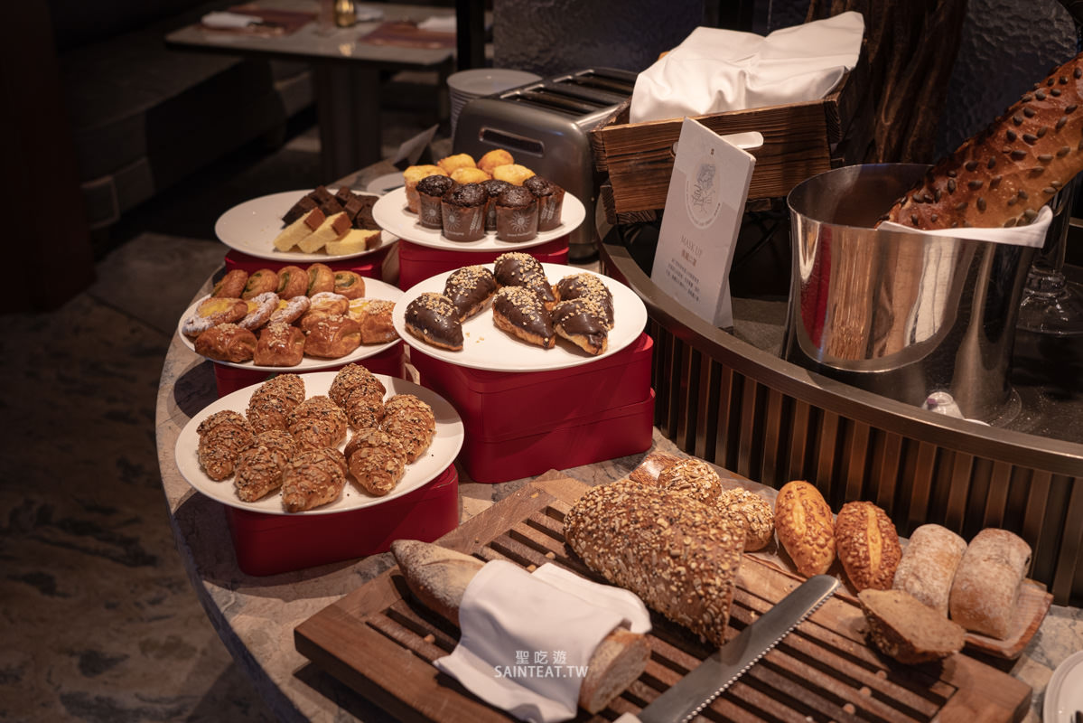 台北遠東香格里拉豪華閣》有101陪伴的Happy Hour跟早餐,光這個景就值得了! - 第31張圖 台北遠東香格里拉豪華閣》有101陪伴的Happy Hour跟早餐,光這個景就值得了!