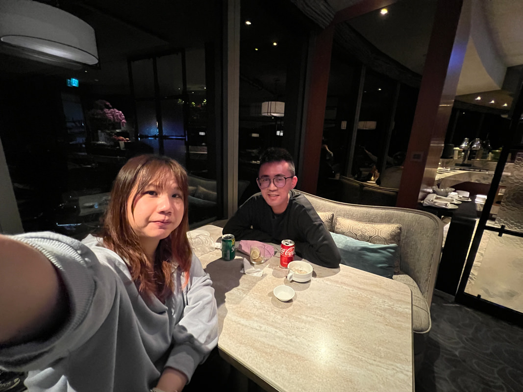 台北遠東香格里拉豪華閣》尊榮客房開箱｜直面101的下午茶跟Happy hour，酒還沒喝就先醉了！