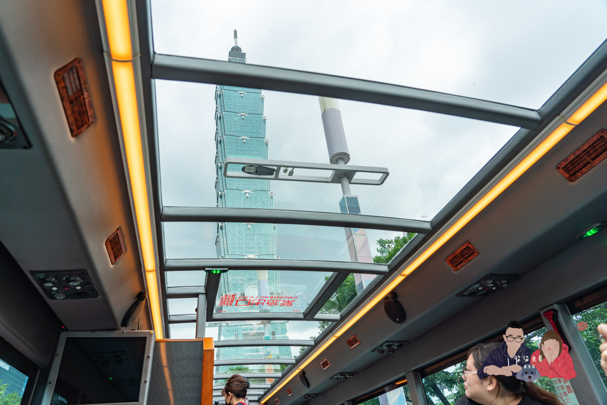 台北雙層餐車巴士x寒舍艾美》粵式米其林晚餐實際用餐搭乘心得，好有出國的興奮感！