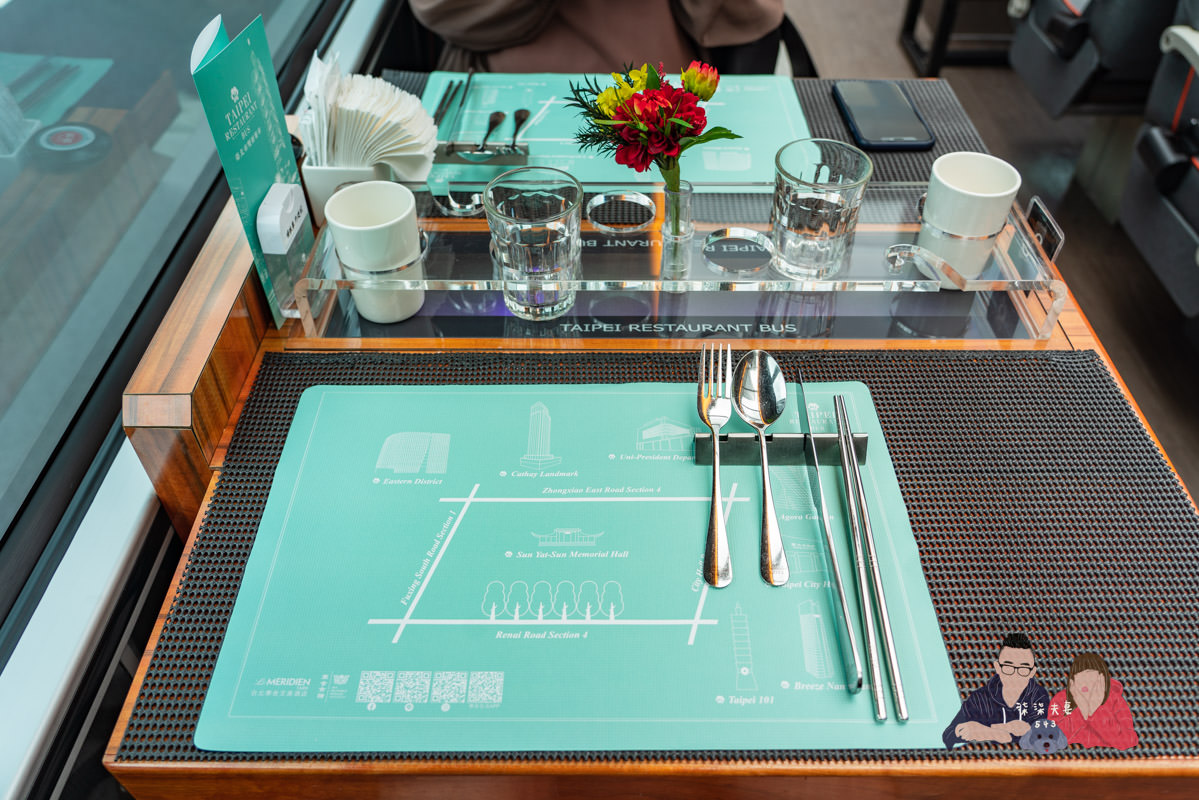 台北雙層餐車巴士x寒舍艾美》粵式米其林晚餐實際用餐搭乘心得，好有出國的興奮感！