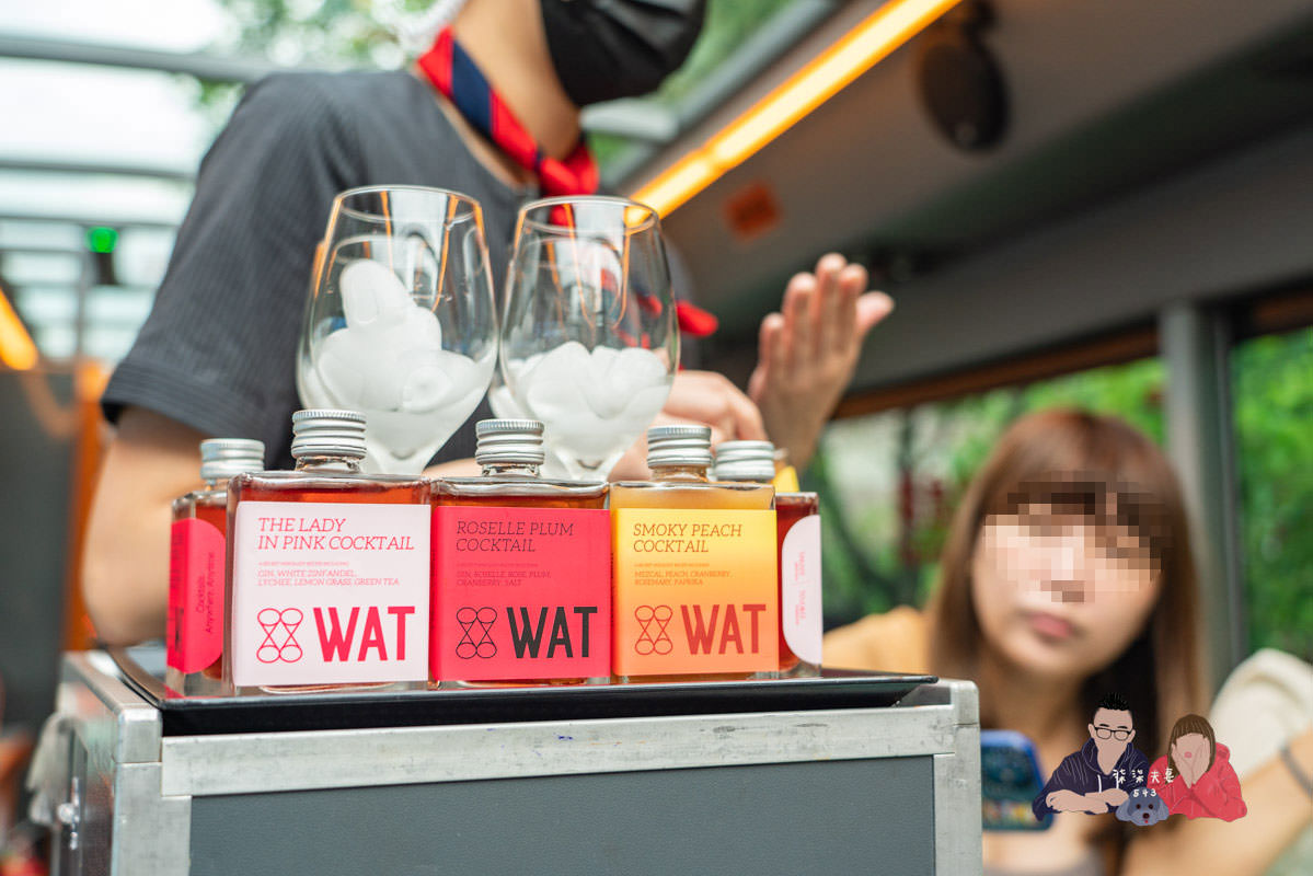 台北雙層餐車巴士x寒舍艾美》粵式米其林晚餐實際用餐搭乘心得，好有出國的興奮感！