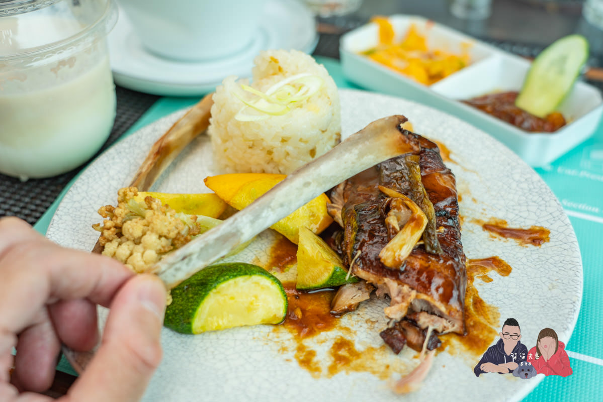 台北雙層餐車巴士x寒舍艾美》粵式米其林晚餐實際用餐搭乘心得，好有出國的興奮感！