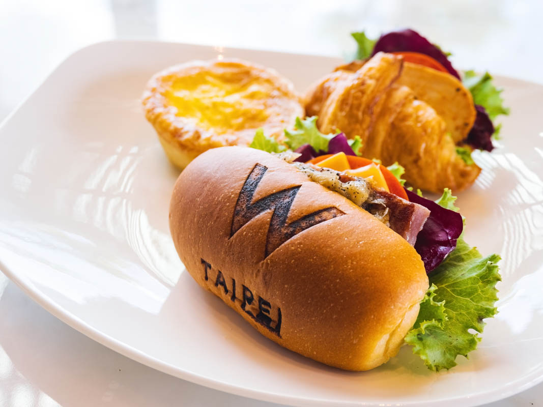 台北雙層餐車巴士x台北W酒店｜第4季開賣！預約／價格／菜色／路線介紹！