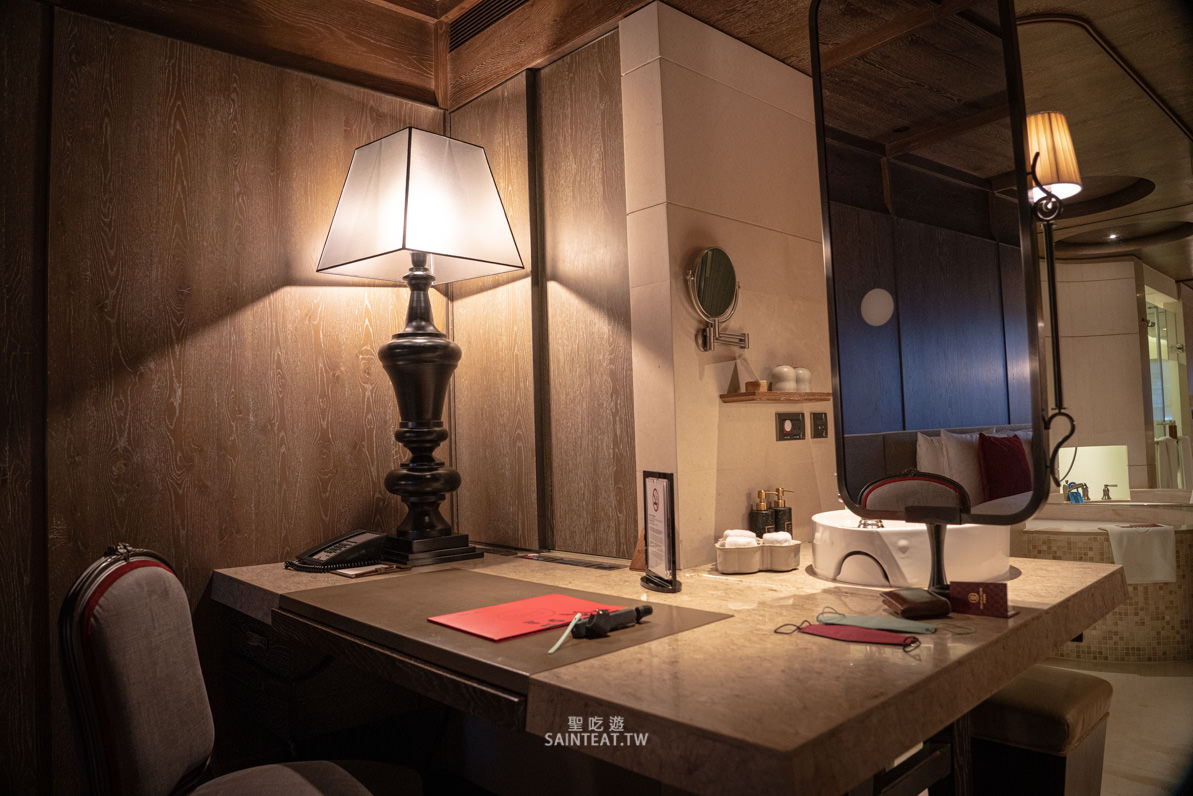 台北五星級飯店住宿》君品酒店｜在行政豪華客房內吃頤宮烤鴨，把餐廳搬進房間裡！