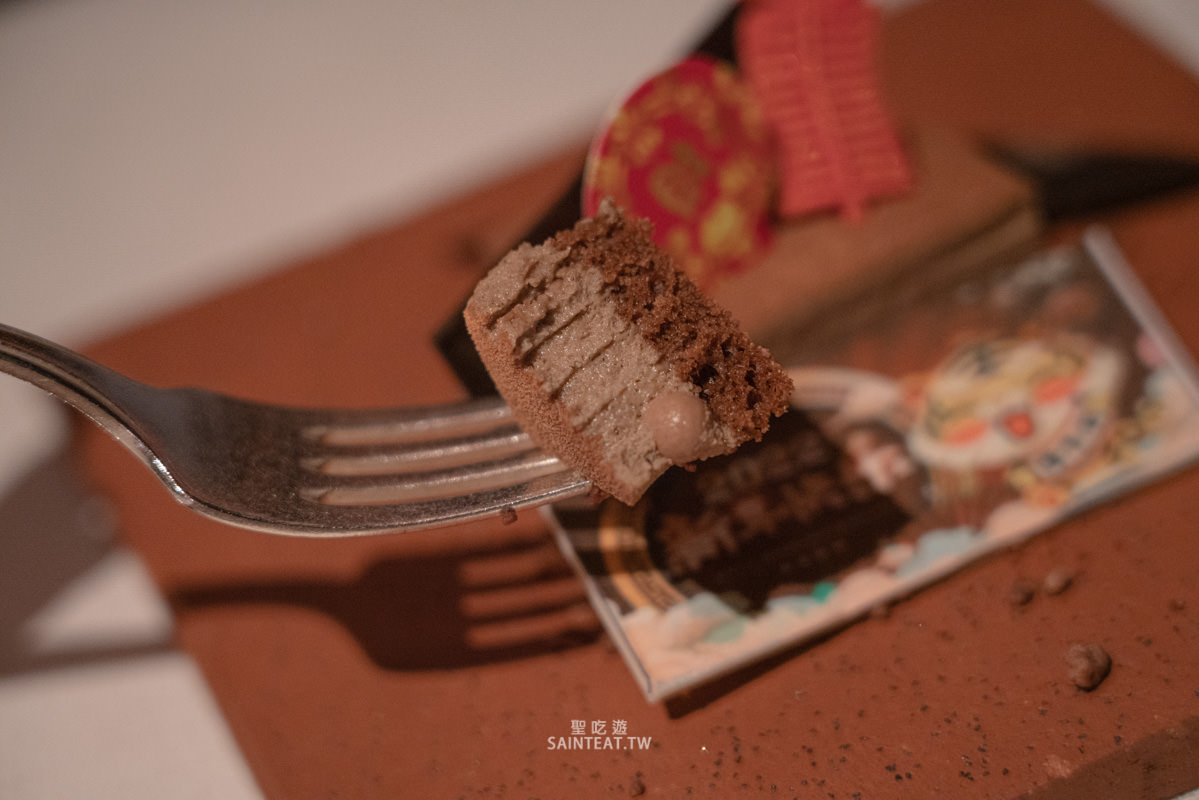 君品酒店雲軒西餐廳牛排吃到飽》1人最低不到 800元就能10oz菲力牛排無限吃！