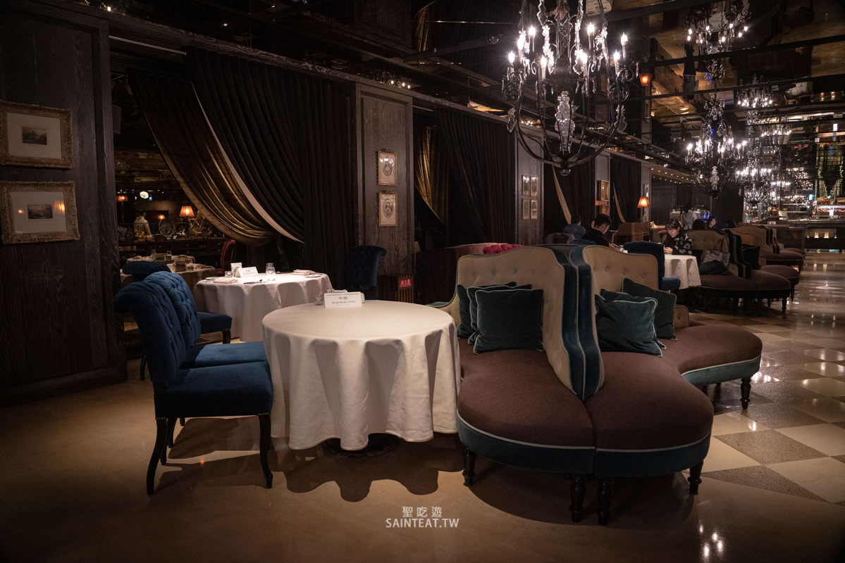 君品酒店雲軒西餐廳牛排吃到飽》1人最低不到 800元就能10oz菲力牛排無限吃！