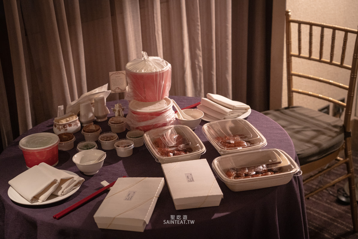 君品住宿吃烤鴨》米其林頤宮烤鴨四吃外帶在房間吃，住宿兼摘星～君品貴族宅饗宴住房專案也太享受了吧！