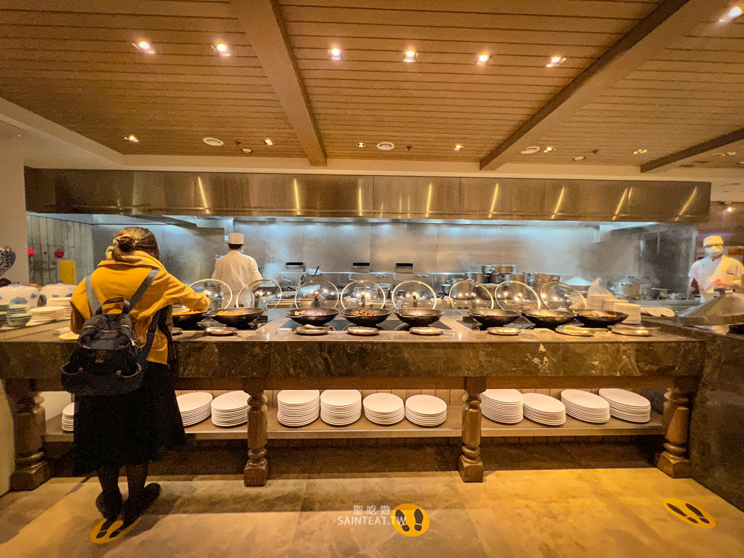 君悅凱菲屋下午茶吃到飽》半價優惠怎麼買？網路評價超高？一個月前訂位才訂得到？有這麼好吃嗎！？