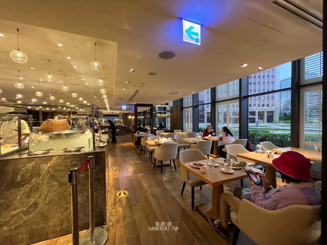 君悅凱菲屋下午茶吃到飽》半價優惠怎麼買？網路評價超高？一個月前訂位才訂得到？有這麼好吃嗎！？