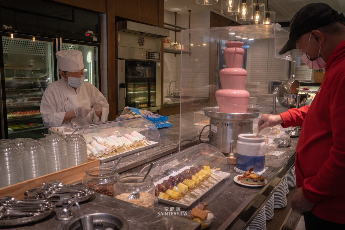 君悅凱菲屋下午茶吃到飽》半價優惠怎麼買？網路評價超高？一個月前訂位才訂得到？有這麼好吃嗎！？