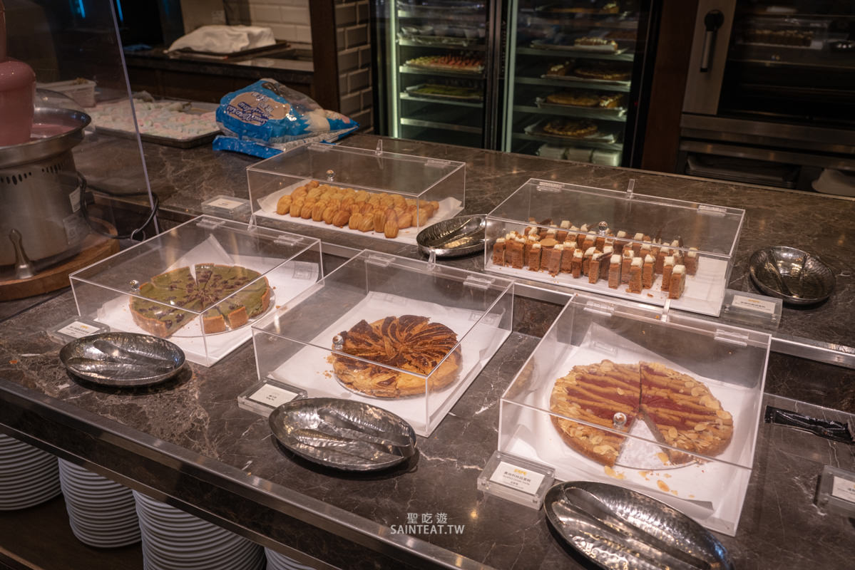 君悅凱菲屋下午茶吃到飽》半價優惠怎麼買？網路評價超高？一個月前訂位才訂得到？有這麼好吃嗎！？