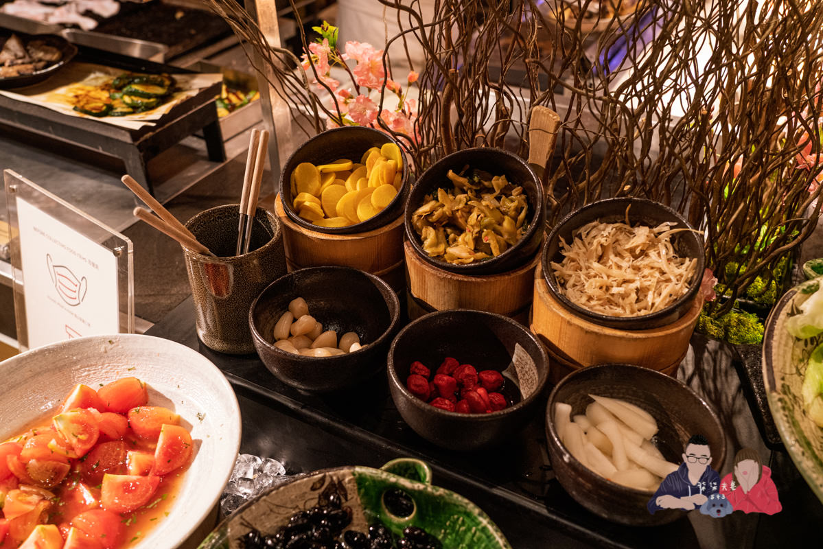 台北吃到飽》彩日本料理IRODORI｜好吃且精緻的燒烤跟日料，但選擇偏少而且酒水須加價。