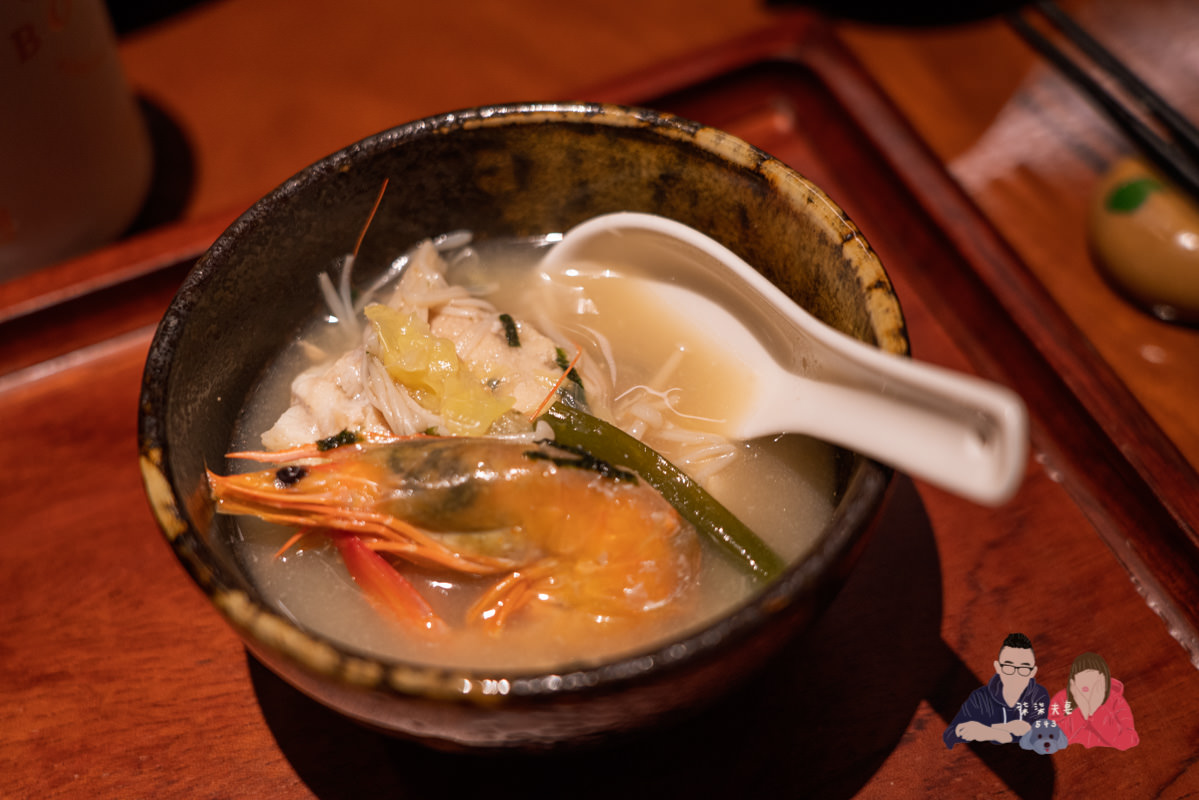 台北吃到飽》彩日本料理IRODORI｜好吃且精緻的燒烤跟日料，但選擇偏少而且酒水須加價。