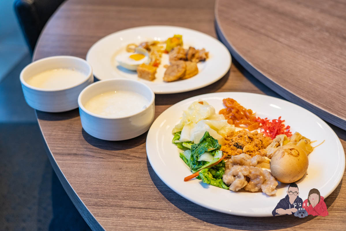 嘉楠風華酒店》嘉義市區飯店居然有高空酒吧／寵物友善／親子育樂城堡！