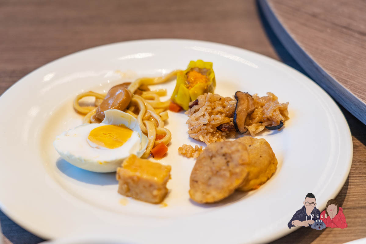 嘉楠風華酒店》嘉義市區飯店居然有高空酒吧／寵物友善／親子育樂城堡！