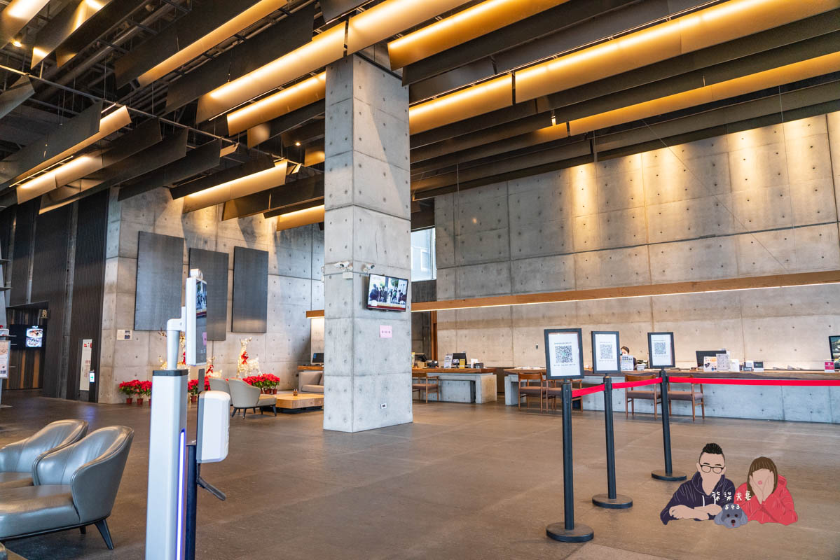 嘉楠風華酒店》嘉義市區飯店居然有高空酒吧／寵物友善／親子育樂城堡！