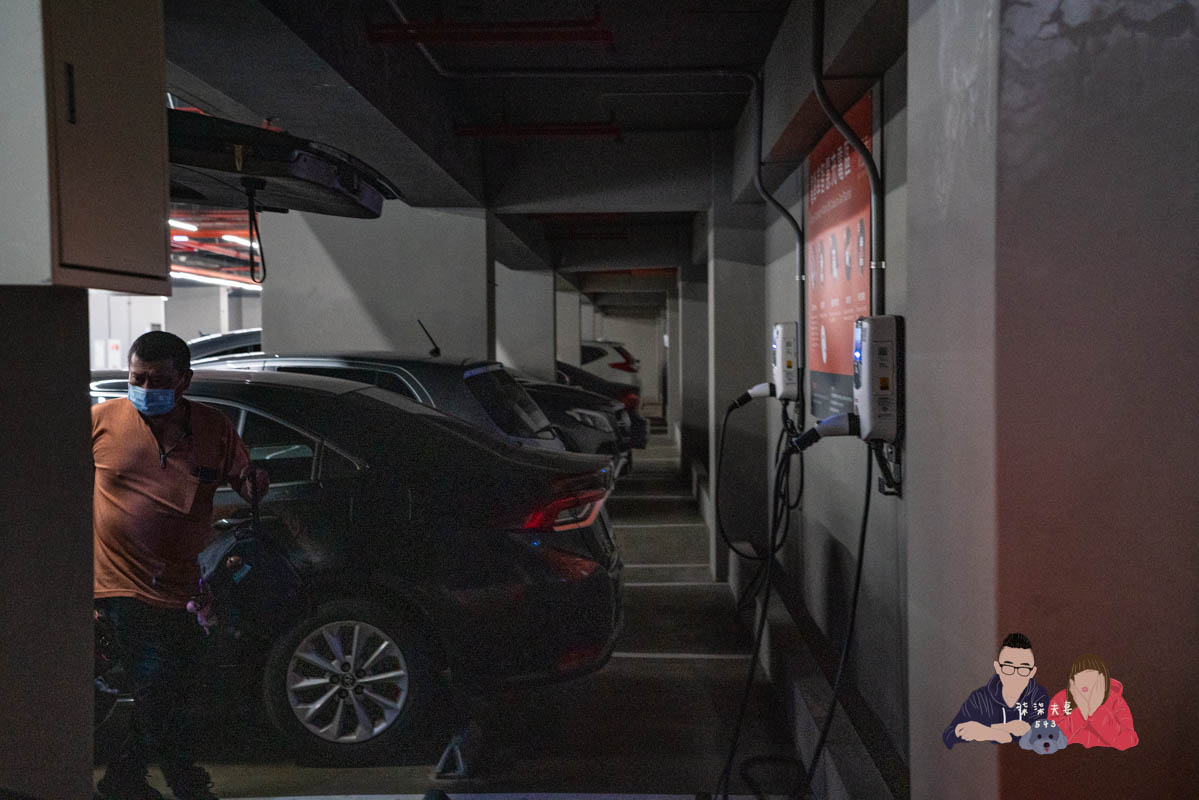 嘉楠風華酒店》嘉義市區飯店居然有高空酒吧／寵物友善／親子育樂城堡！