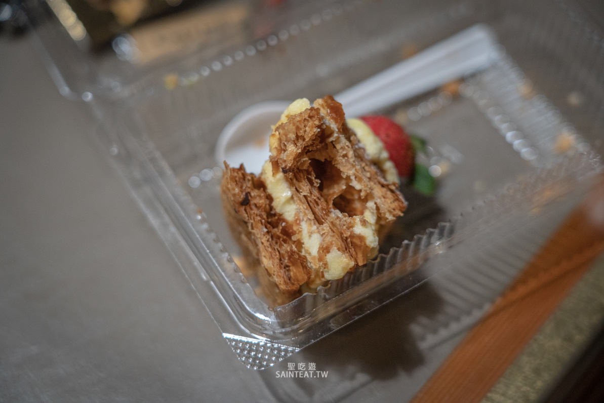 貓尾巴》超熱門大排隊的嘉義美食！俗擱大碗的嘉義甜點店，不要再買泡芙了，該買的是其他甜點！！