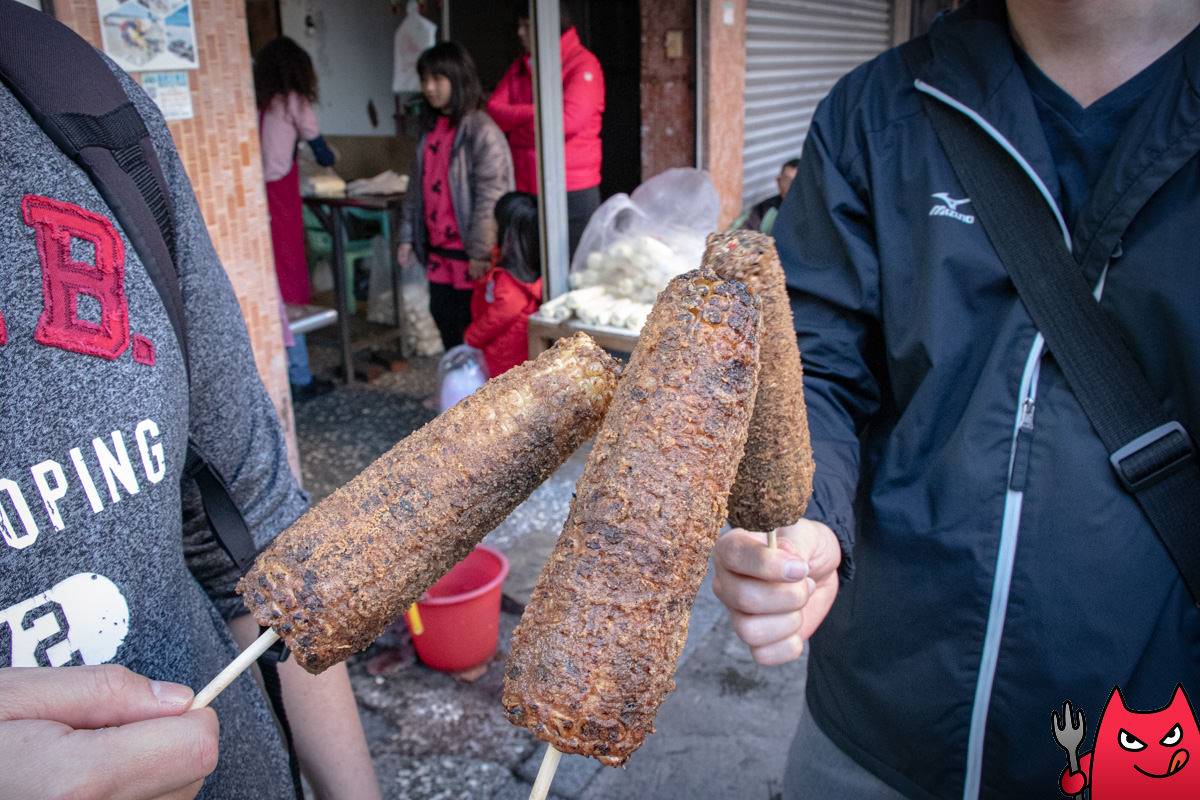 嘉義阿婆烤玉米》要等9小時的玉米，號稱嘉義必吃美食？真的有這麼好吃嗎？有必要排隊嗎？
