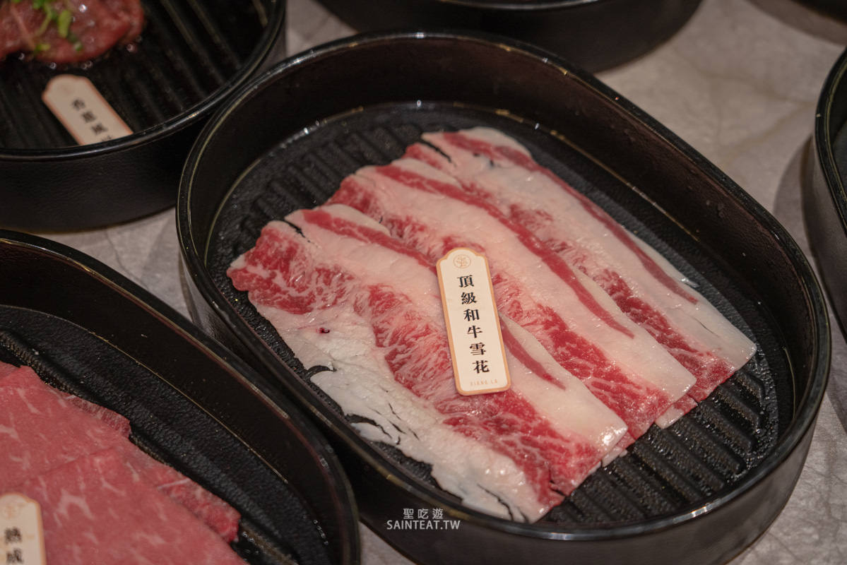 嚮辣和牛麻辣鍋》台北麻辣火鍋推薦|六種和牛 伊比利豬 哈根達斯冰淇淋16種吃到飽!! - 第48張圖 嚮辣和牛麻辣鍋》台北麻辣火鍋推薦|六種和牛 伊比利豬 哈根達斯冰淇淋16種吃到飽!!