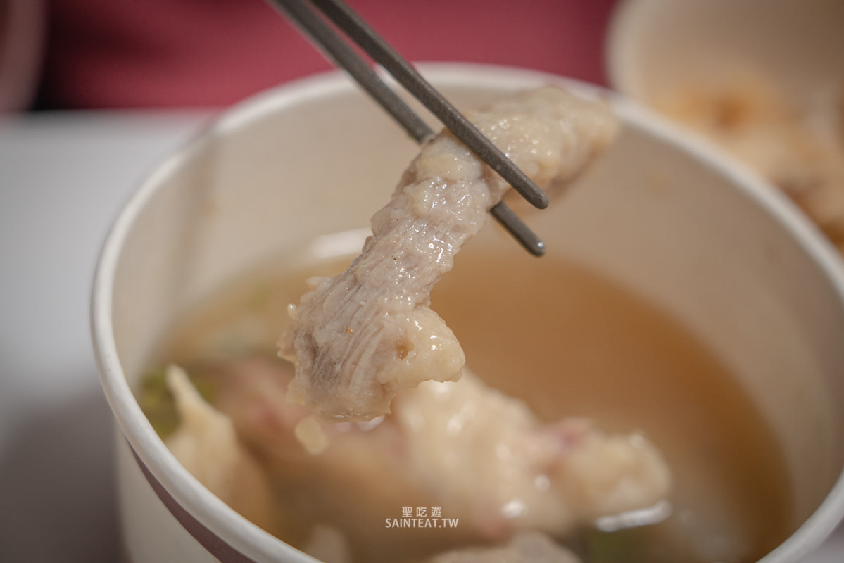 基隆吃外送》青森坊｜雞腿肉片飯一秒回嘉義，羹湯滷肉飯也都很好吃！