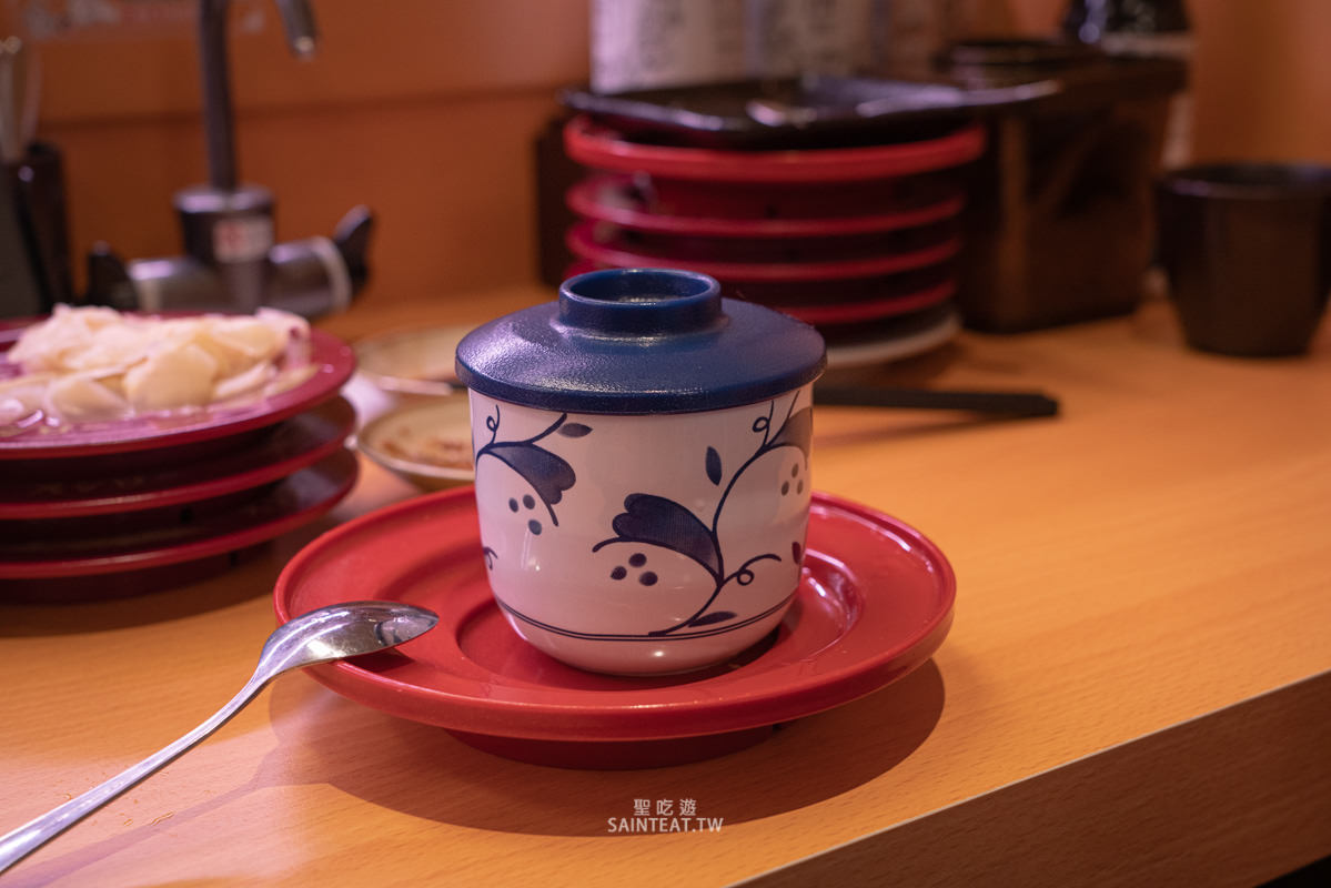 汐止壽司郎》怒吃五款壽司郎甜點，最愛的迴轉壽司終於插旗汐止了！！