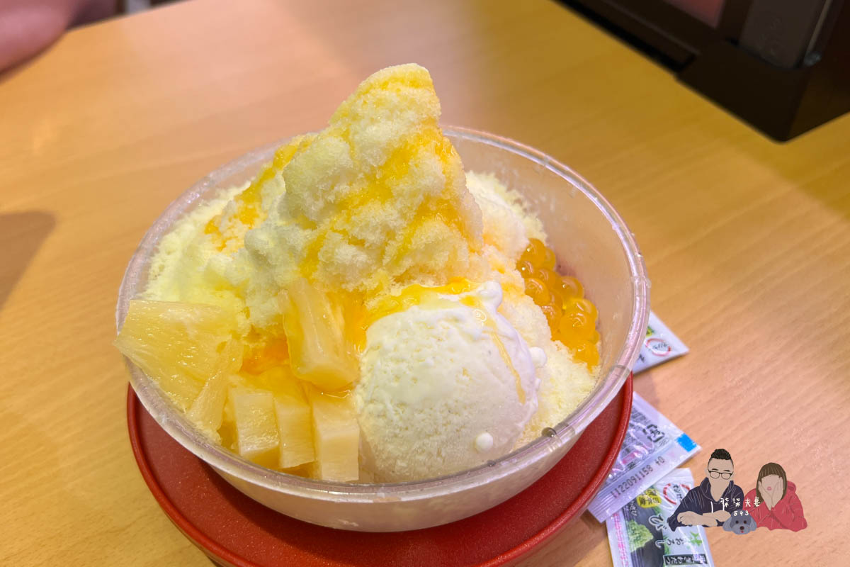 壽司郎美食圖鑑》吃過的91款餐點/甜點,哪些推薦哪些雷?期間限定好吃嗎?持續更新中! - 第80張圖 壽司郎鳳梨百香果雪花冰
